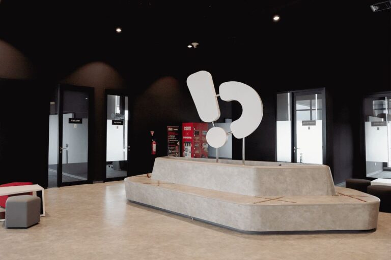 PT Bukalapak.com, Tbk (BUKA)