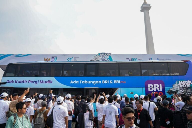 tahun ini BRI Group akan memberangkatkan 8.482 pemudik dengan 170 bus ke berbagai kota di Pulau Jawa dan Sumatera.
