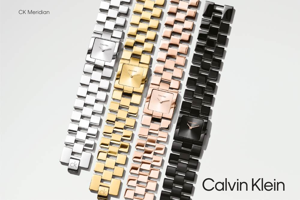 Koleksi terbaru ini menghadirkan sentuhan baru yang berani pada keanggunan abadi