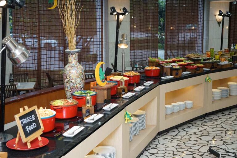 Sunlake Waterfront Resort & Convention Jakarta