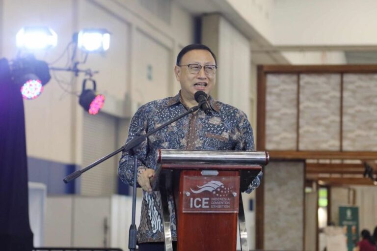 Dedy Rochimat selaku Ketua Umum Asosiasi Mebel dan Kerajinan Indonesia (ASMINDO)