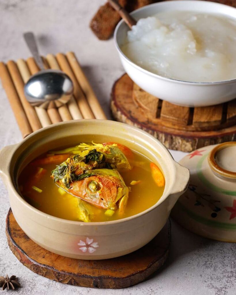 Yougwa Danau Sentani