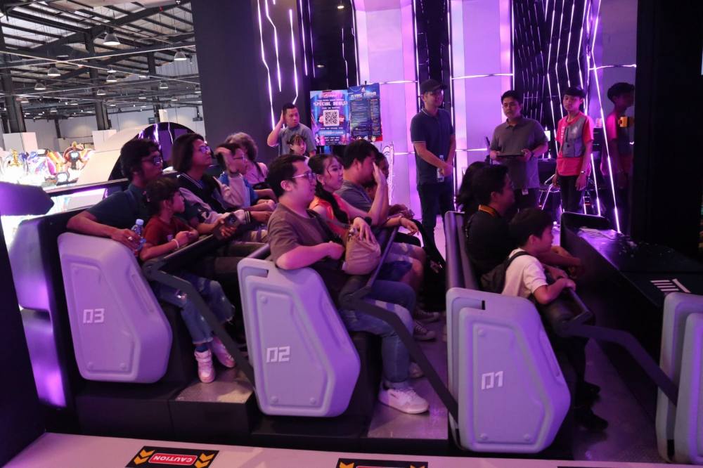 Cow Play Cow Moo (CPCM) Entertainment District PIK 2 kembali menghadirkan wahana seru terbaru Flying Cinema Game