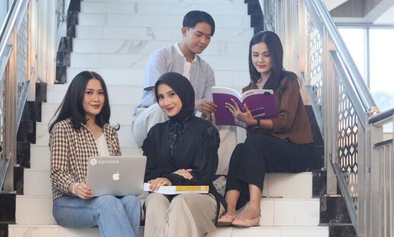 Kuliah Sambil Kerja